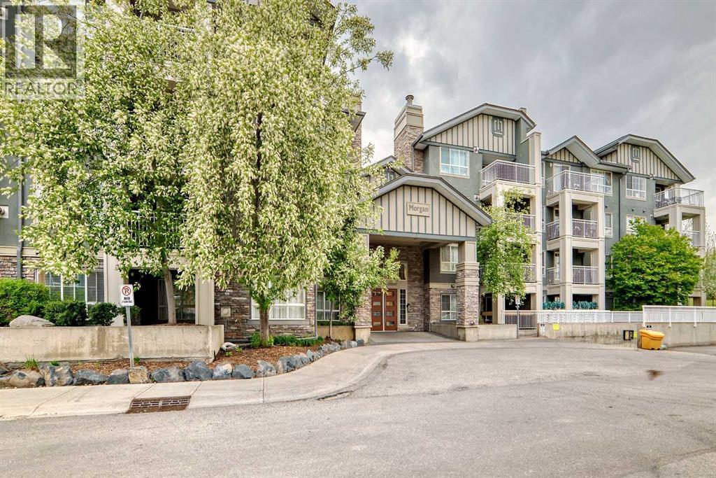 Single Family House for Sale in   Richard Court SW Lincoln Park Calgary 