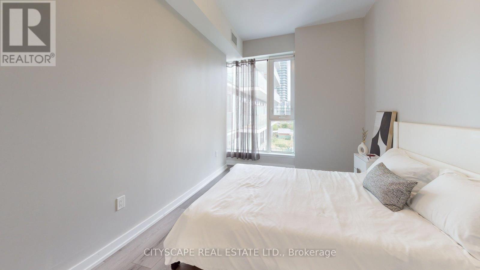 Photo 22 of 3 1195 The Queens Way, Toronto ON