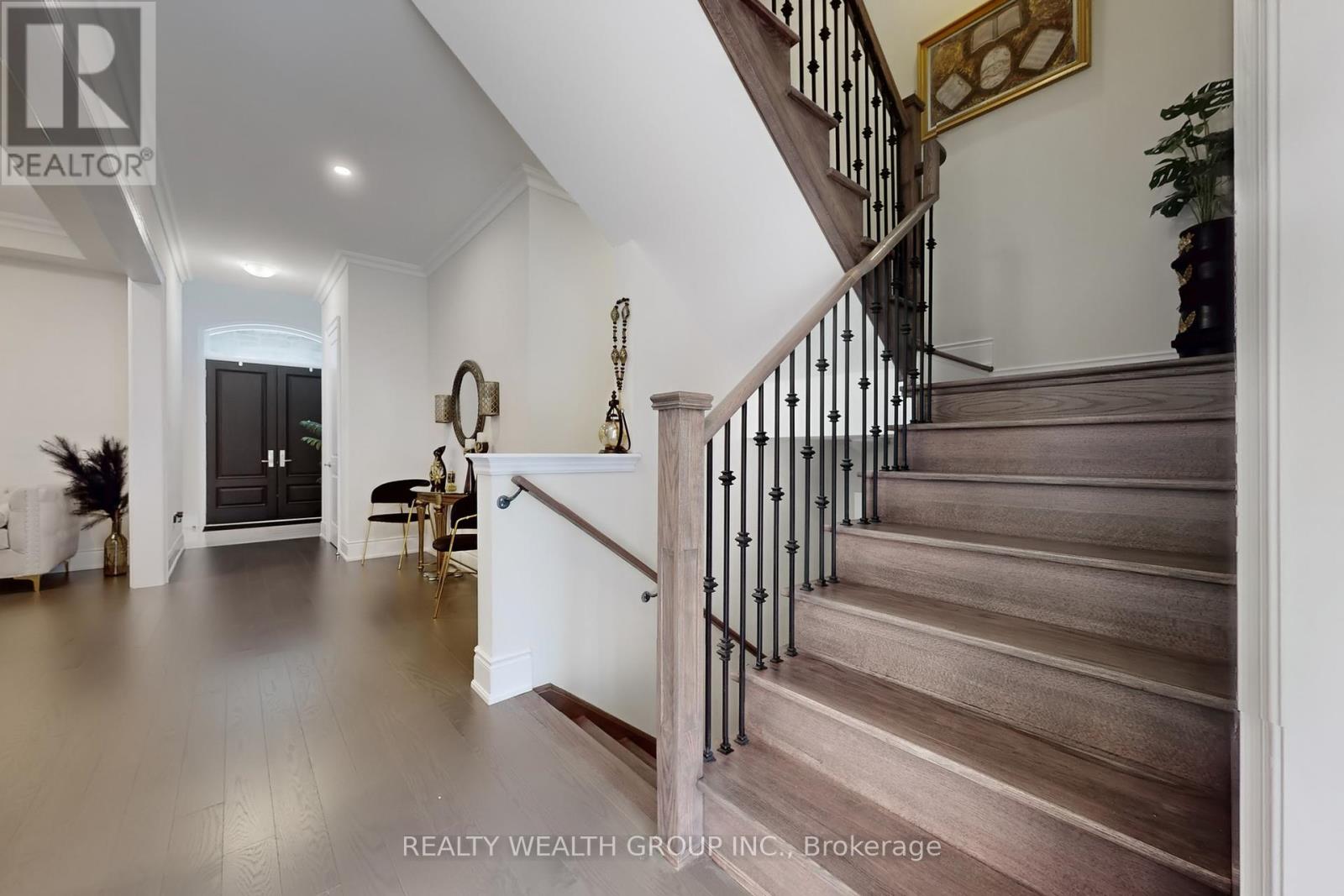 Photo 17 of 2421 Irene Crescent, Oakville ON