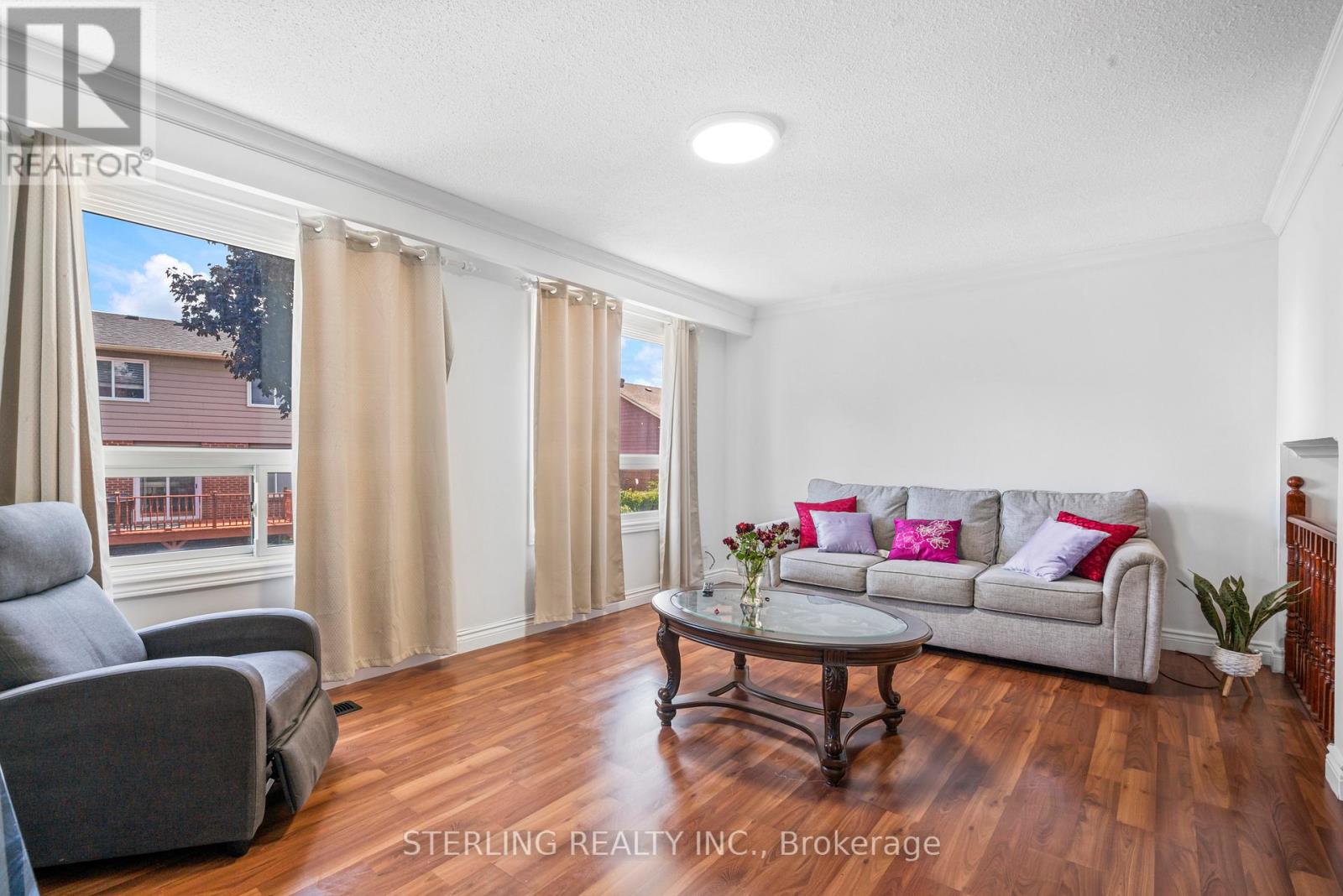 Photo 1 of 21 Foxacre Row, Brampton ON