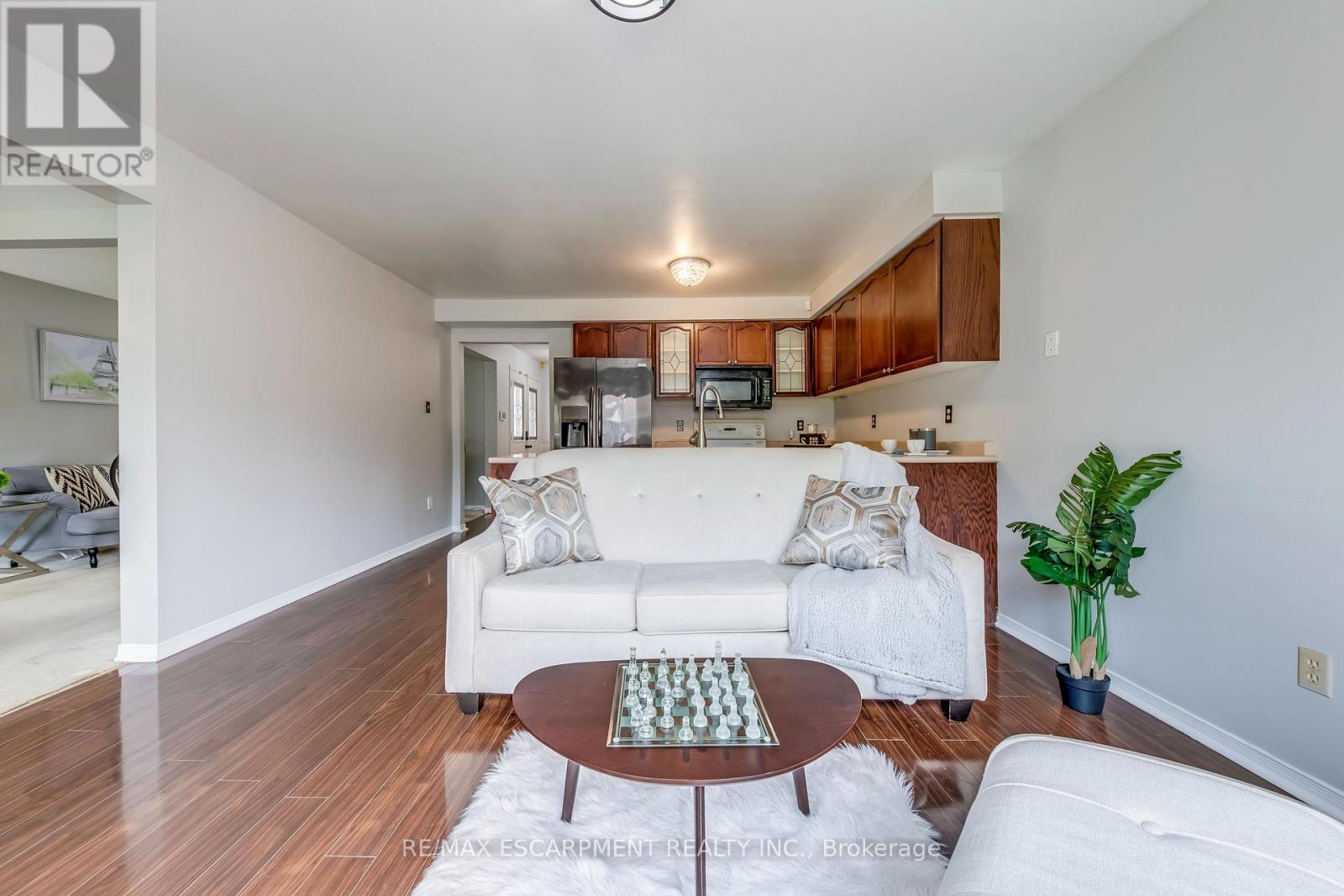 Photo 32 of 1157 Charminster Crescent, Mississauga ON