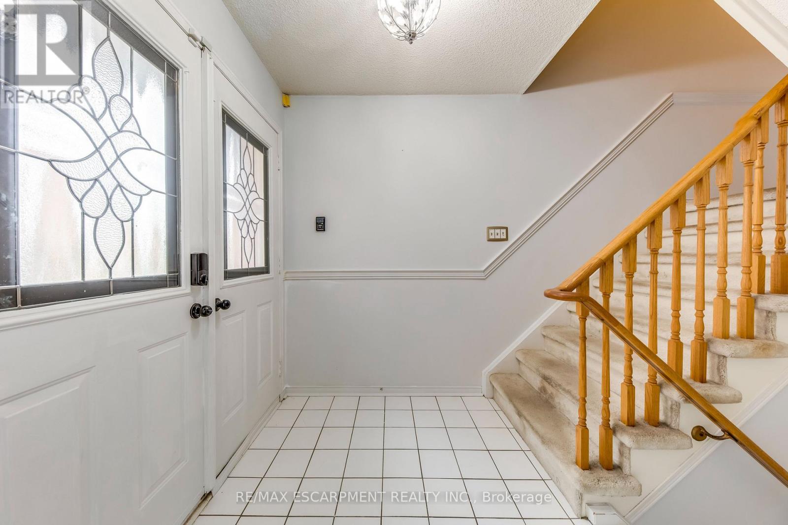Photo 18 of 1157 Charminster Crescent, Mississauga ON