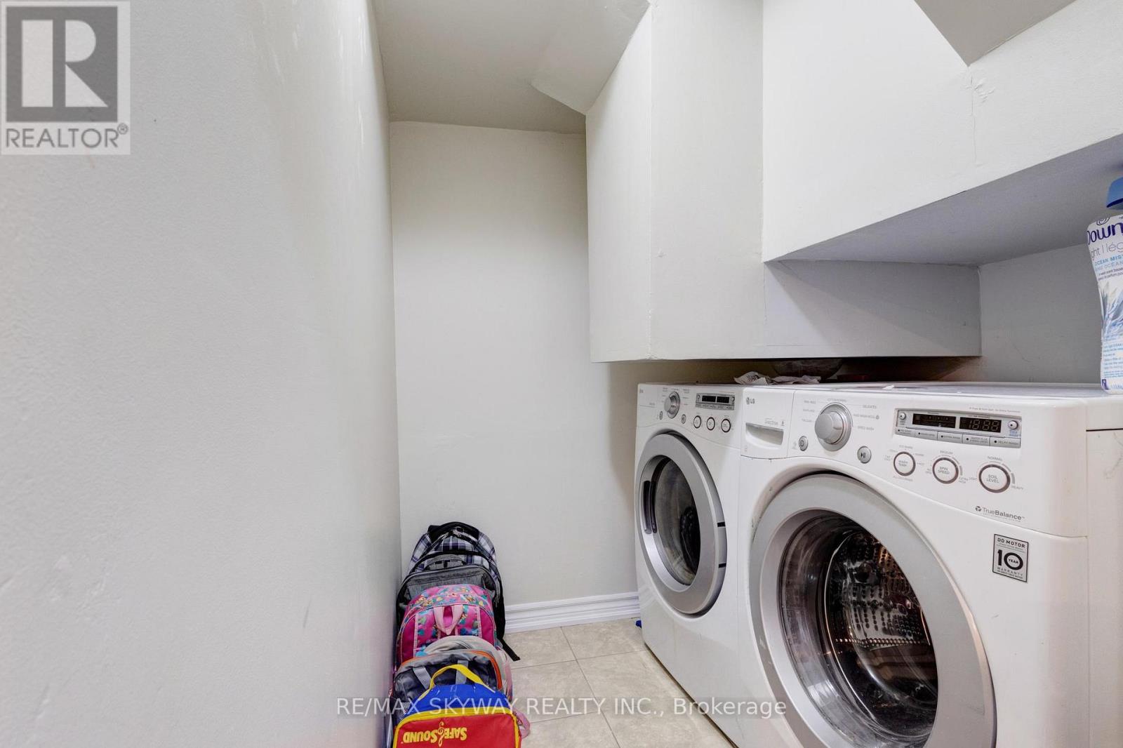 Photo 43 of 2637 Widemarr Road, Mississauga ON