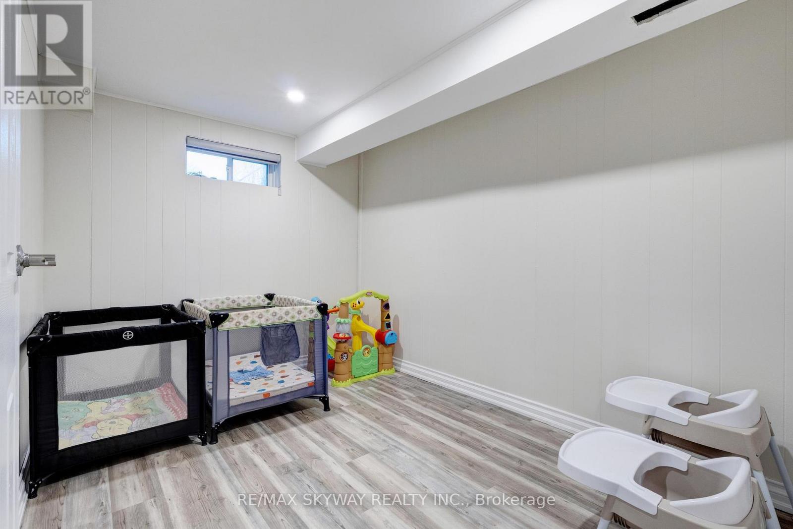 Photo 44 of 2637 Widemarr Road, Mississauga ON