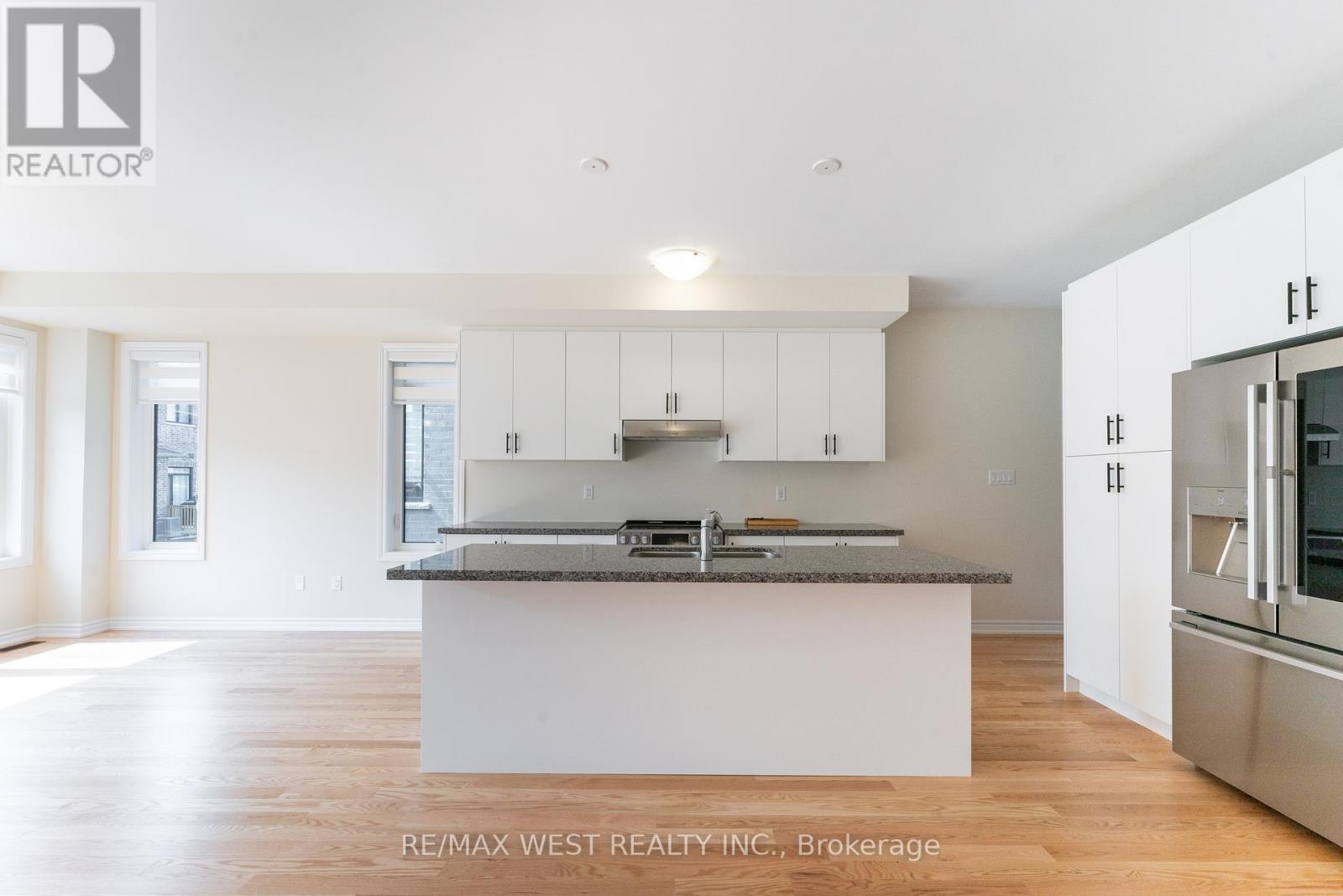 Photo 45 of 1424 National Common, Burlington ON