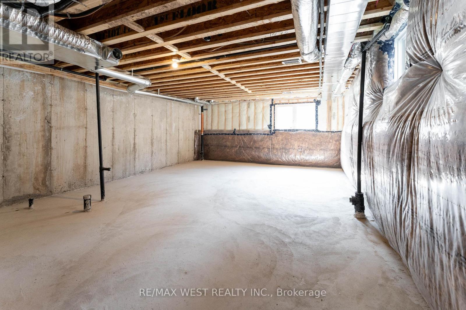 Photo 27 of 1424 National Common, Burlington ON
