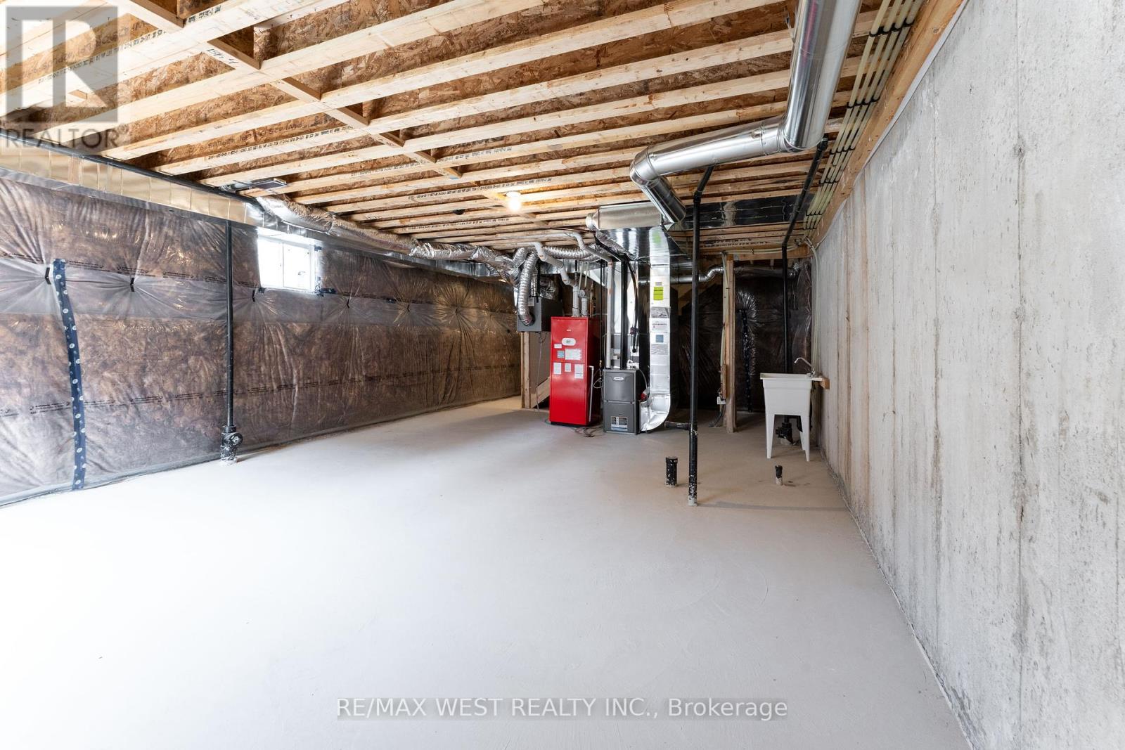 Photo 43 of 1424 National Common, Burlington ON