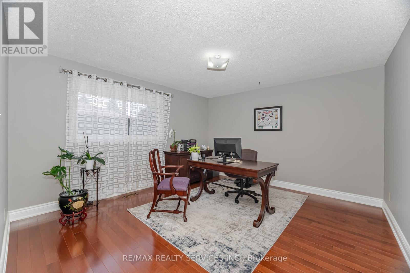 Photo 27 of 15 Brookbank Court, Brampton ON