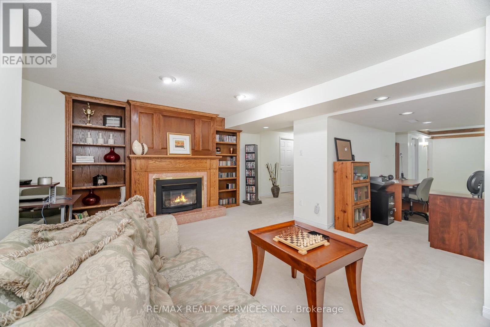 Photo 31 of 15 Brookbank Court, Brampton ON