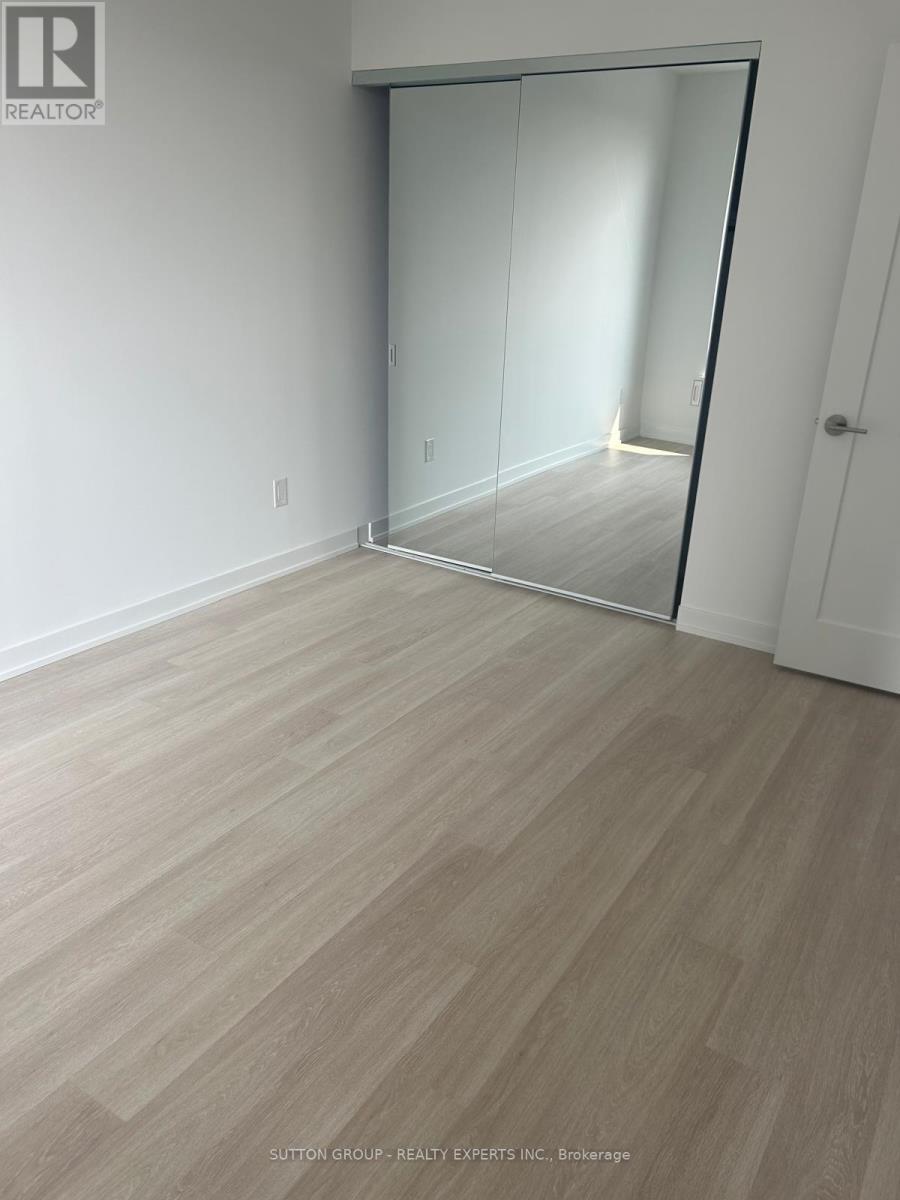 Photo 13 of 615 5105 Hurontario Street, Mississauga ON