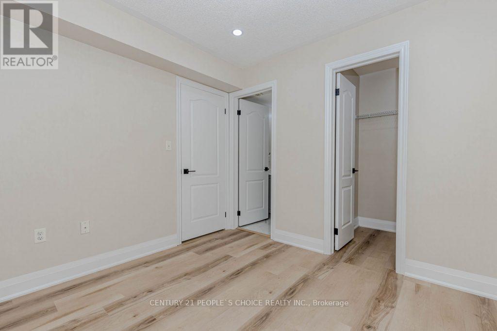 Photo 34 of 25 47 Hays Boulevard, Oakville ON
