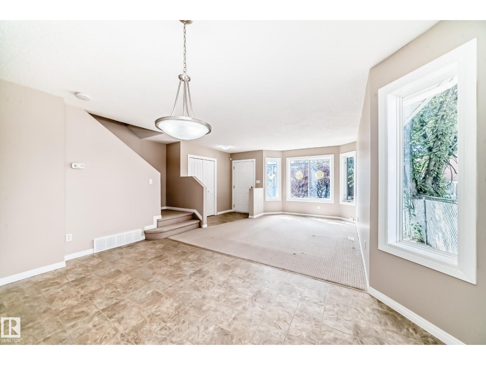Photo 7 of 12127 82 St Nw, Edmonton AB