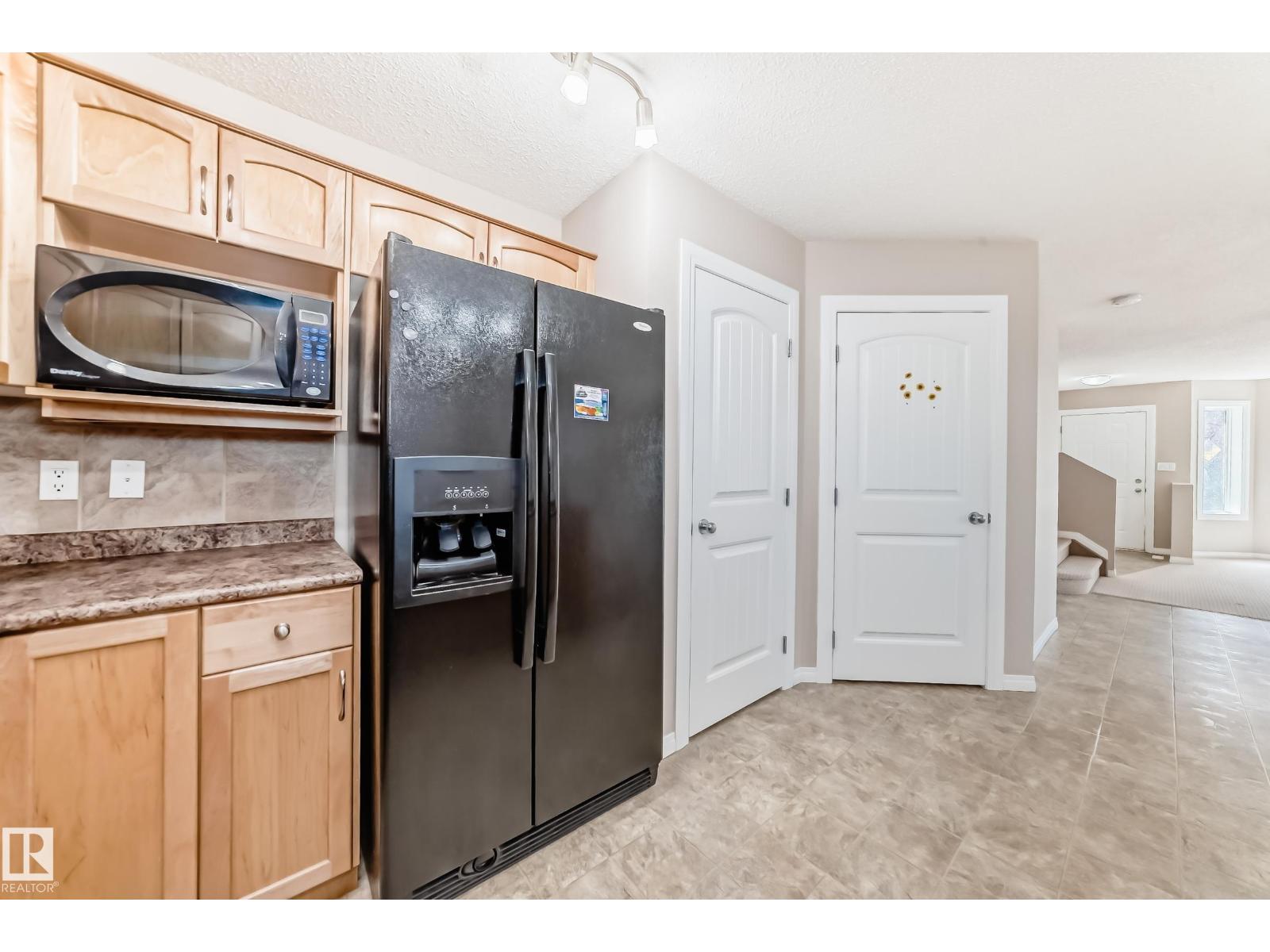 Photo 5 of 12127 82 St Nw, Edmonton AB