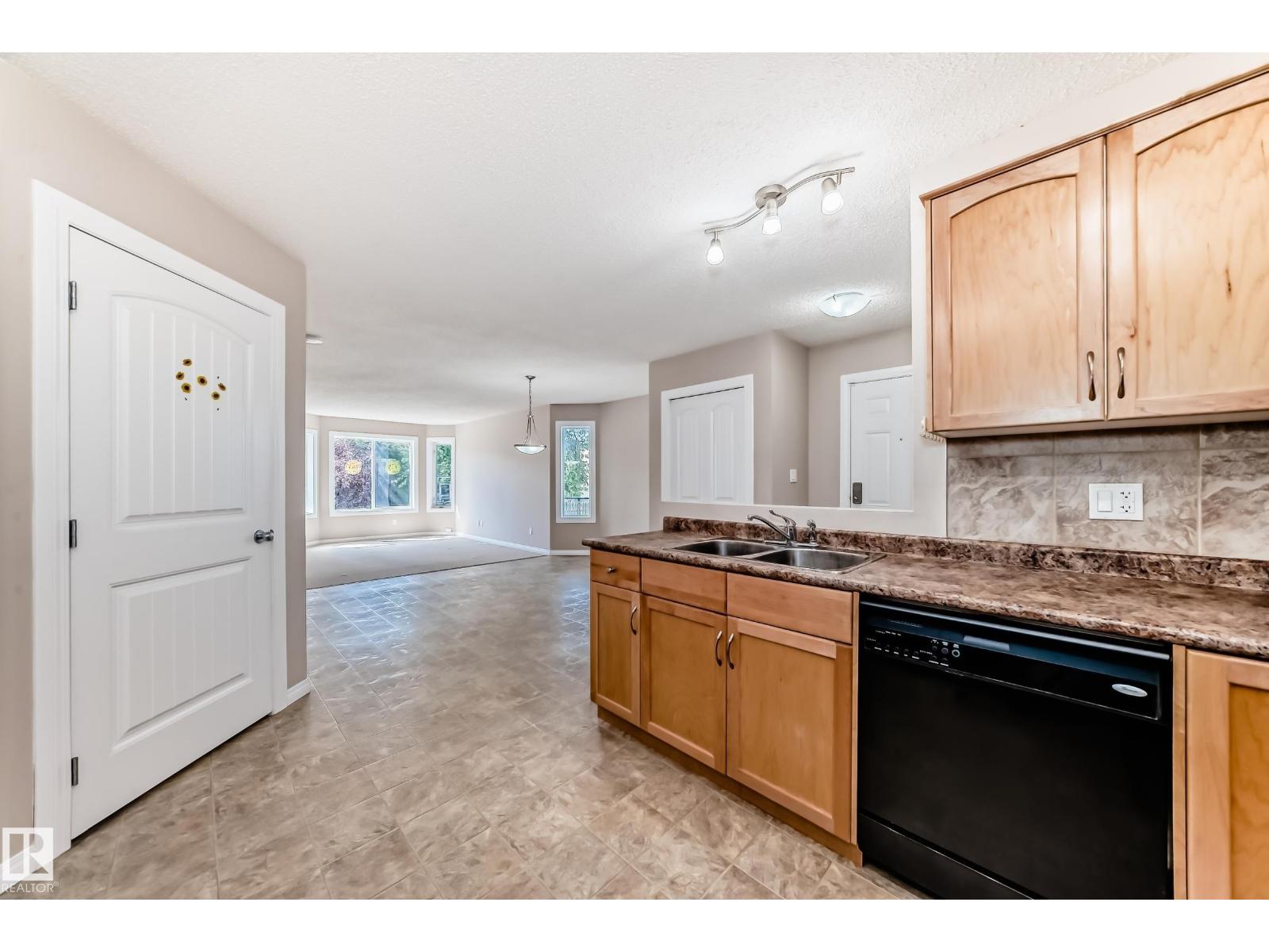 Photo 6 of 12127 82 St Nw, Edmonton AB