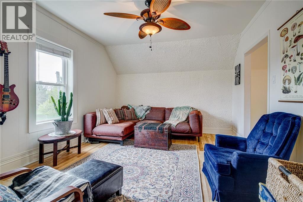 Photo 11 of 396 Hunter Street W Unit 2, Hamilton ON