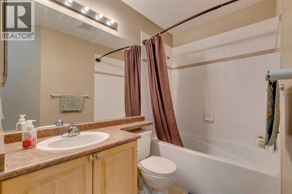Single Family House for Sale in   Arbour Lake Road NW Arbour Lake Calgary 