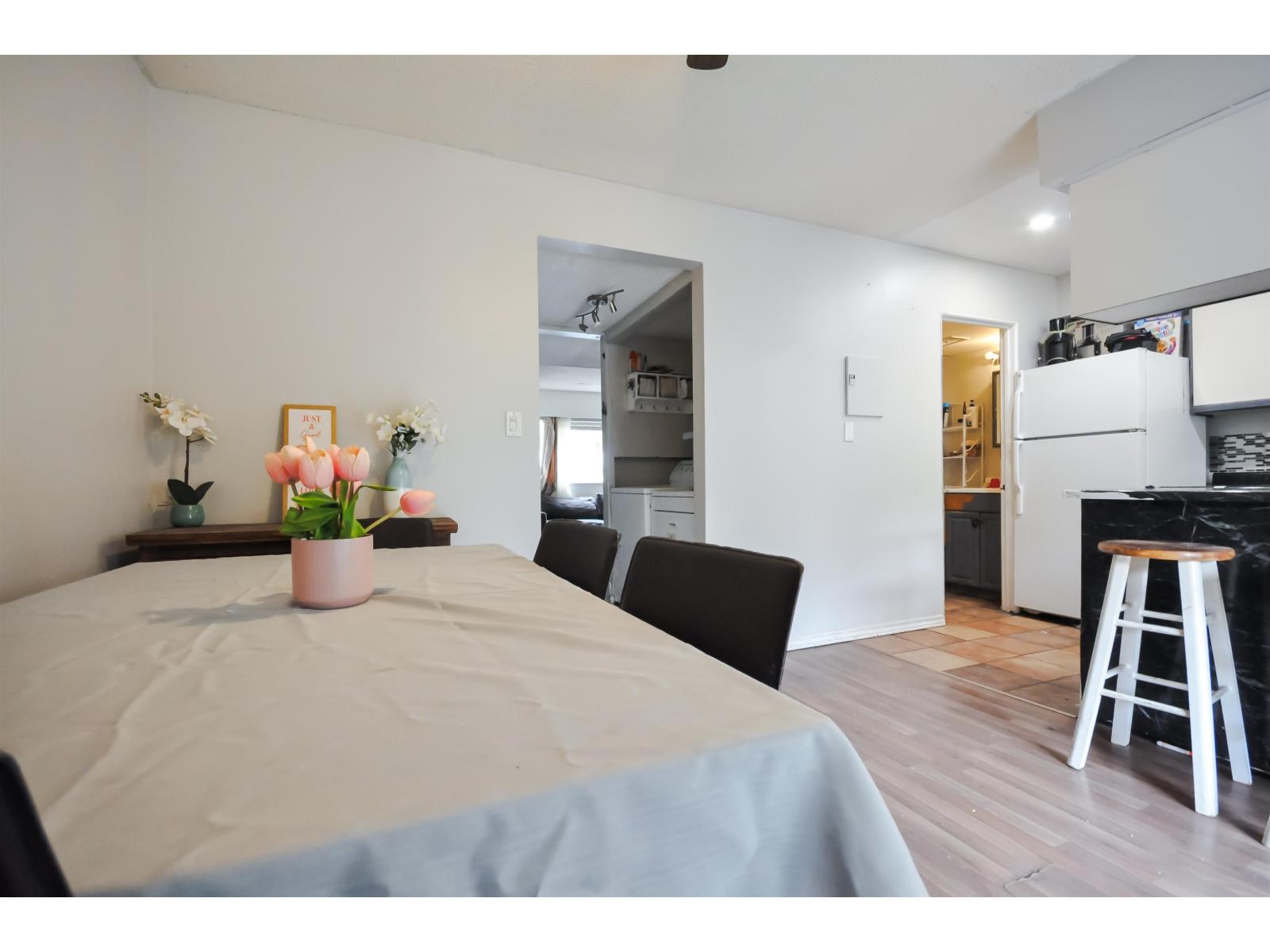 Photo 10 of 77 20350 53 Avenue, Langley BC