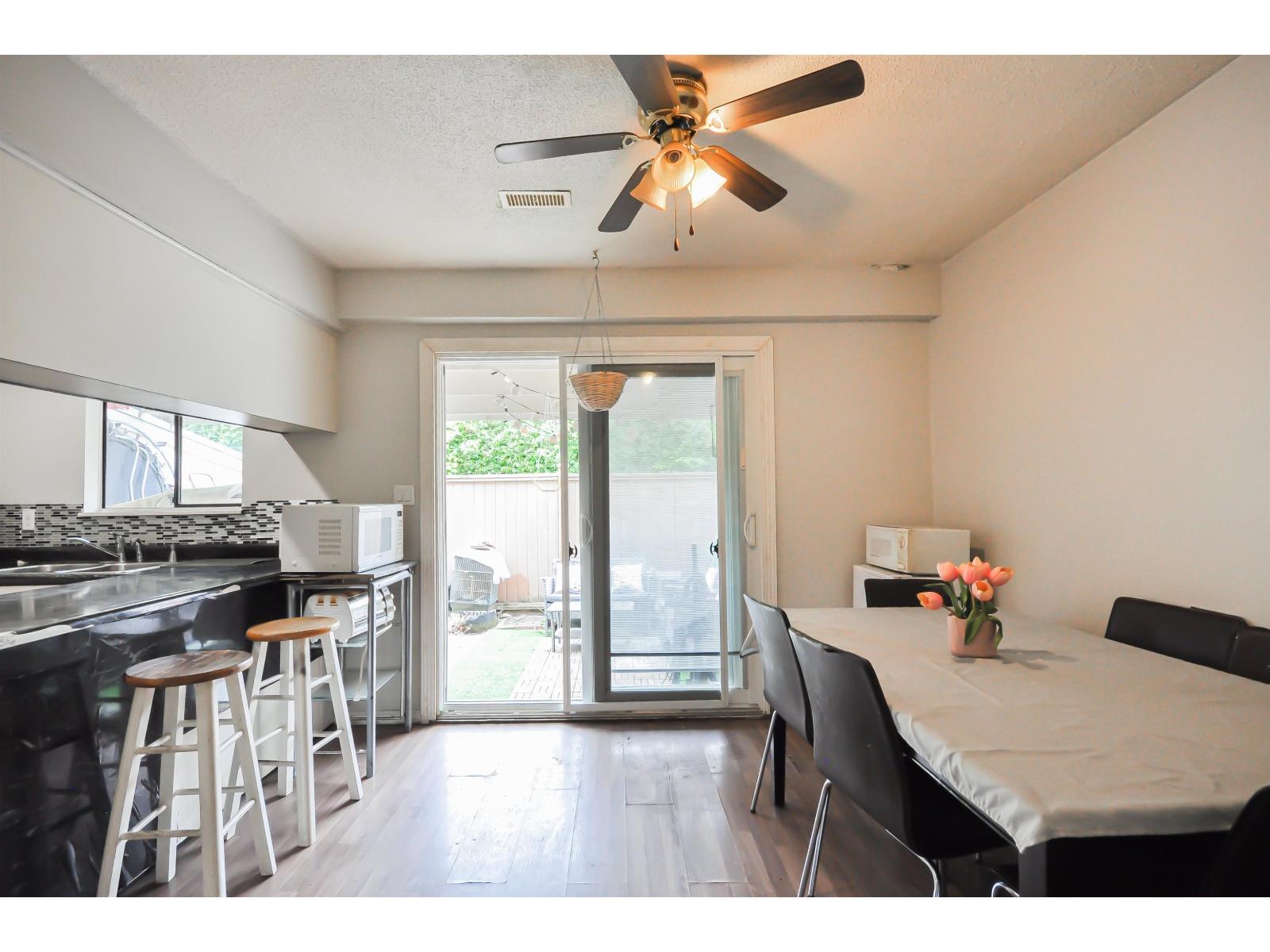 Photo 9 of 77 20350 53 Avenue, Langley BC