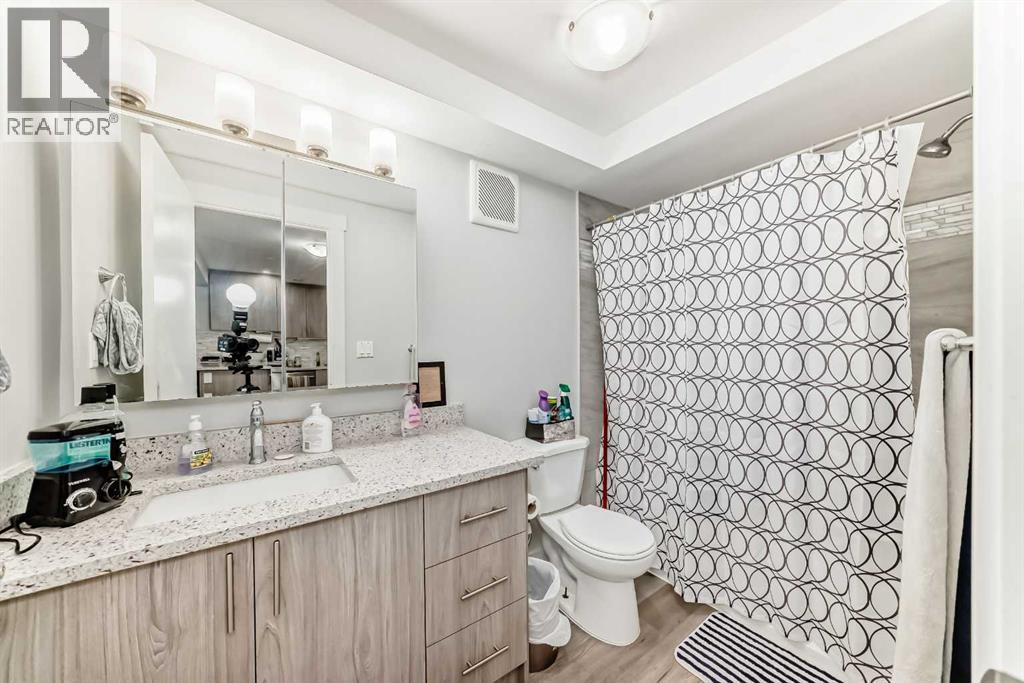 Single Family House 4 Level for Sale in  Bedfield Court NE Beddington Heights Calgary 