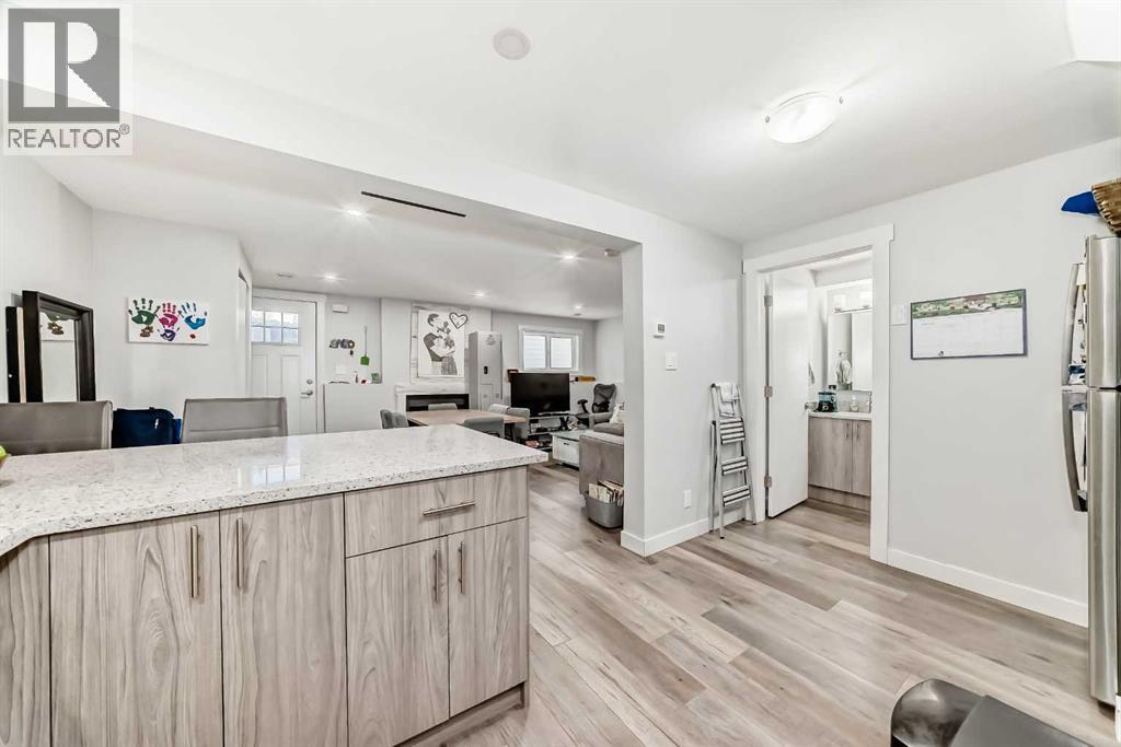 Single Family House 4 Level for Sale in  Bedfield Court NE Beddington Heights Calgary 
