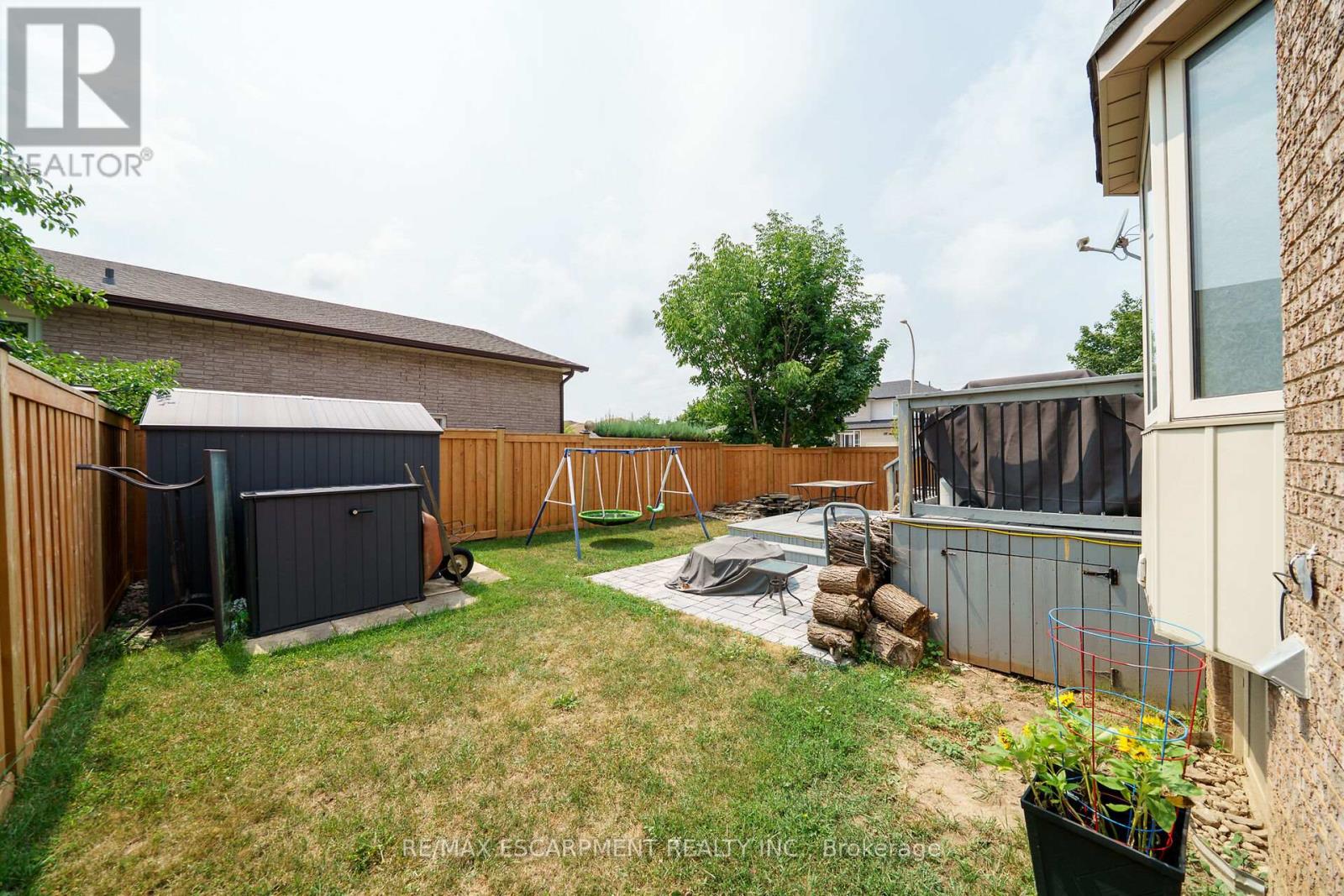 Photo 34 of 2 Tyler Drive, Hamilton ON