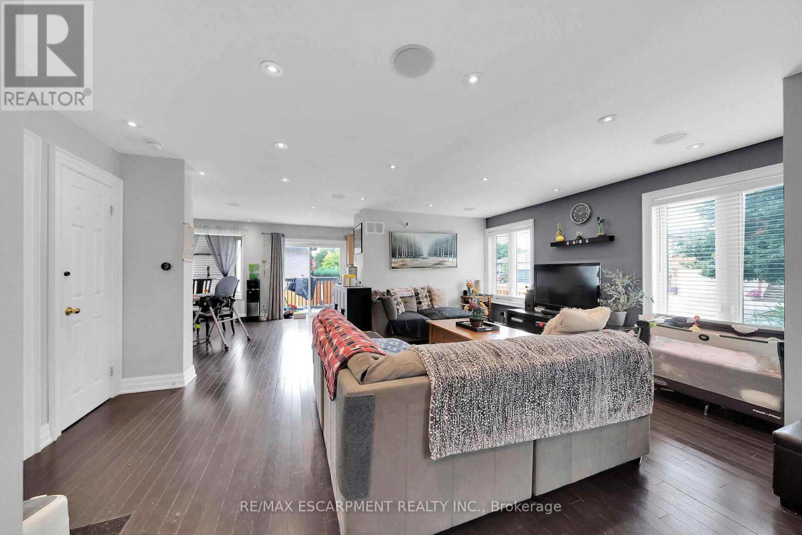 Photo 27 of 2 Tyler Drive, Hamilton ON
