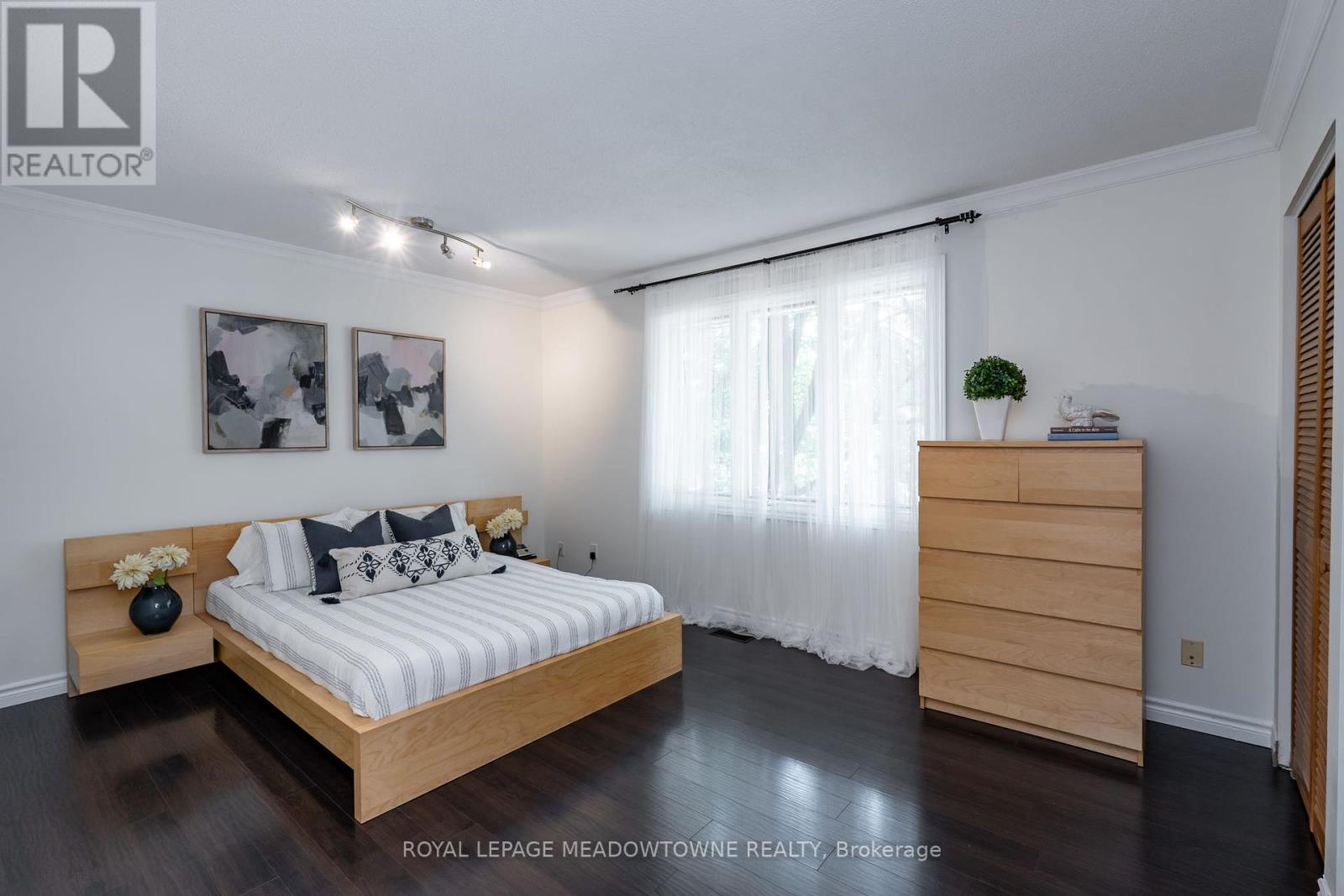 Photo 28 of 230 Kribs Street, Cambridge ON