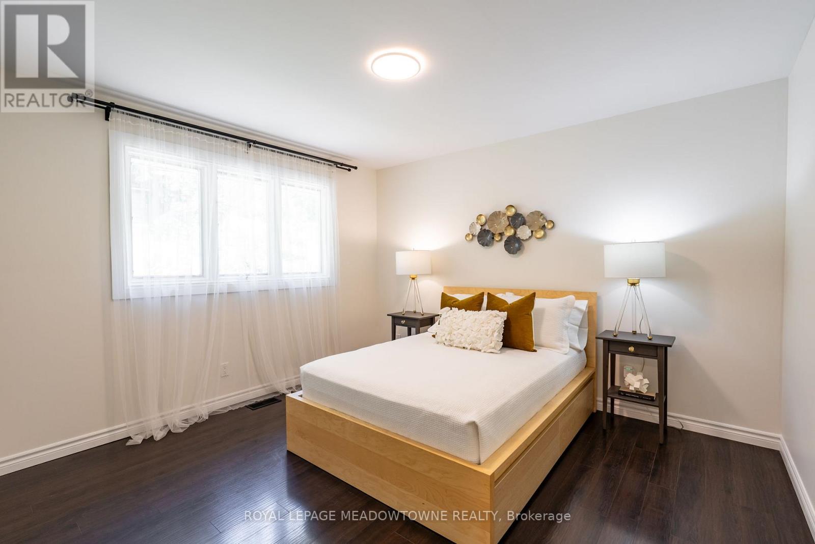 Photo 9 of 230 Kribs Street, Cambridge ON