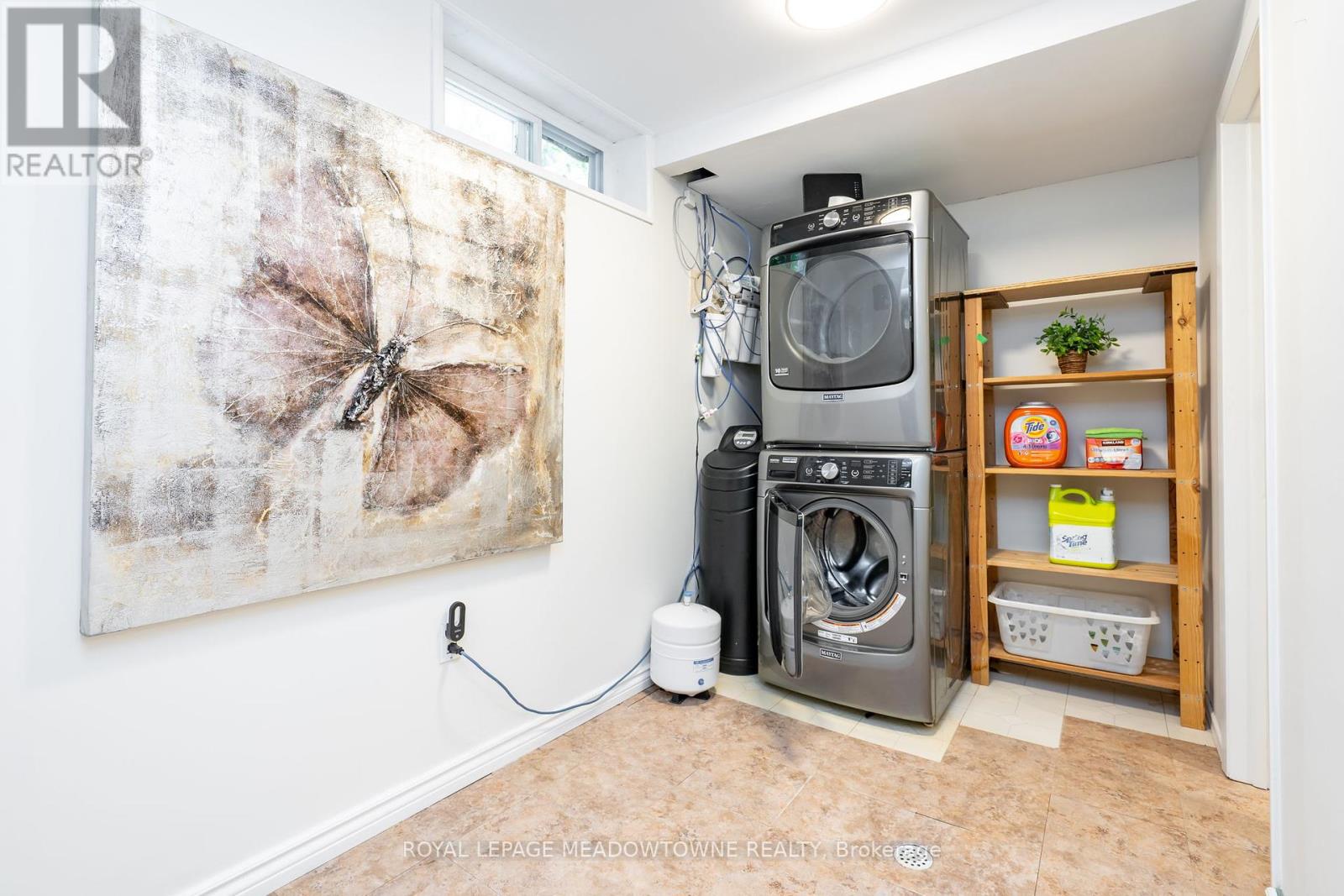 Photo 15 of 230 Kribs Street, Cambridge ON