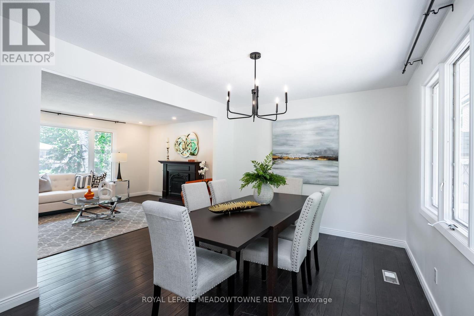 Photo 34 of 230 Kribs Street, Cambridge ON