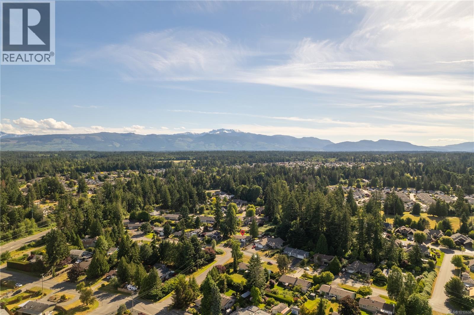 Photo 10 of 646 Hawthorne Rise, French Creek BC