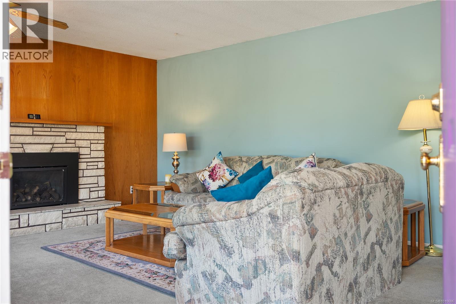 Photo 43 of 646 Hawthorne Rise, French Creek BC
