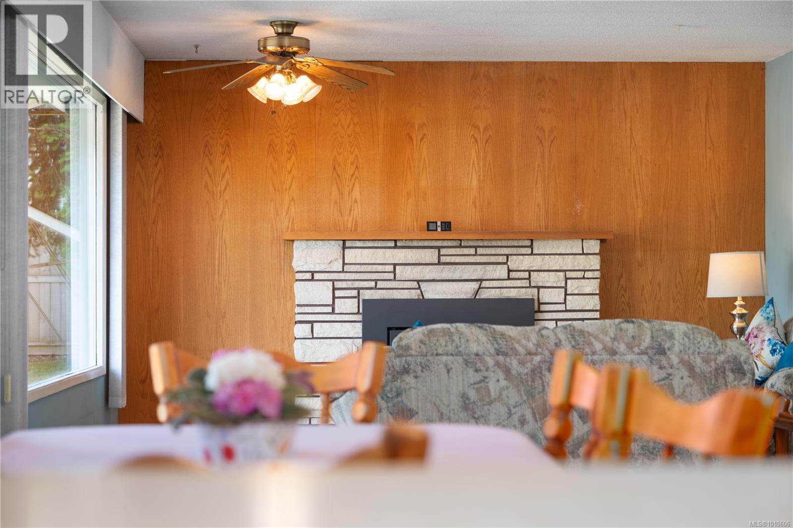 Photo 46 of 646 Hawthorne Rise, French Creek BC