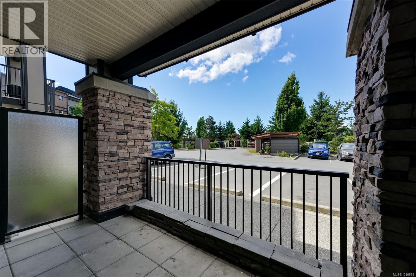 107 290 Wilfert Rd, View Royal
