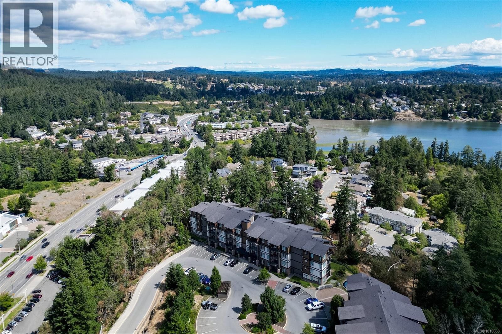 107 290 Wilfert Rd, View Royal