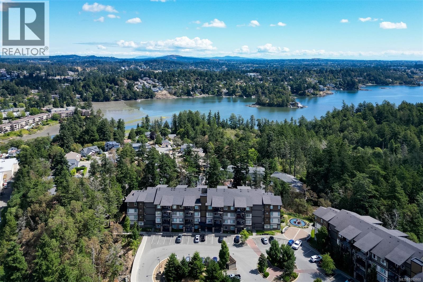107 290 Wilfert Rd, View Royal