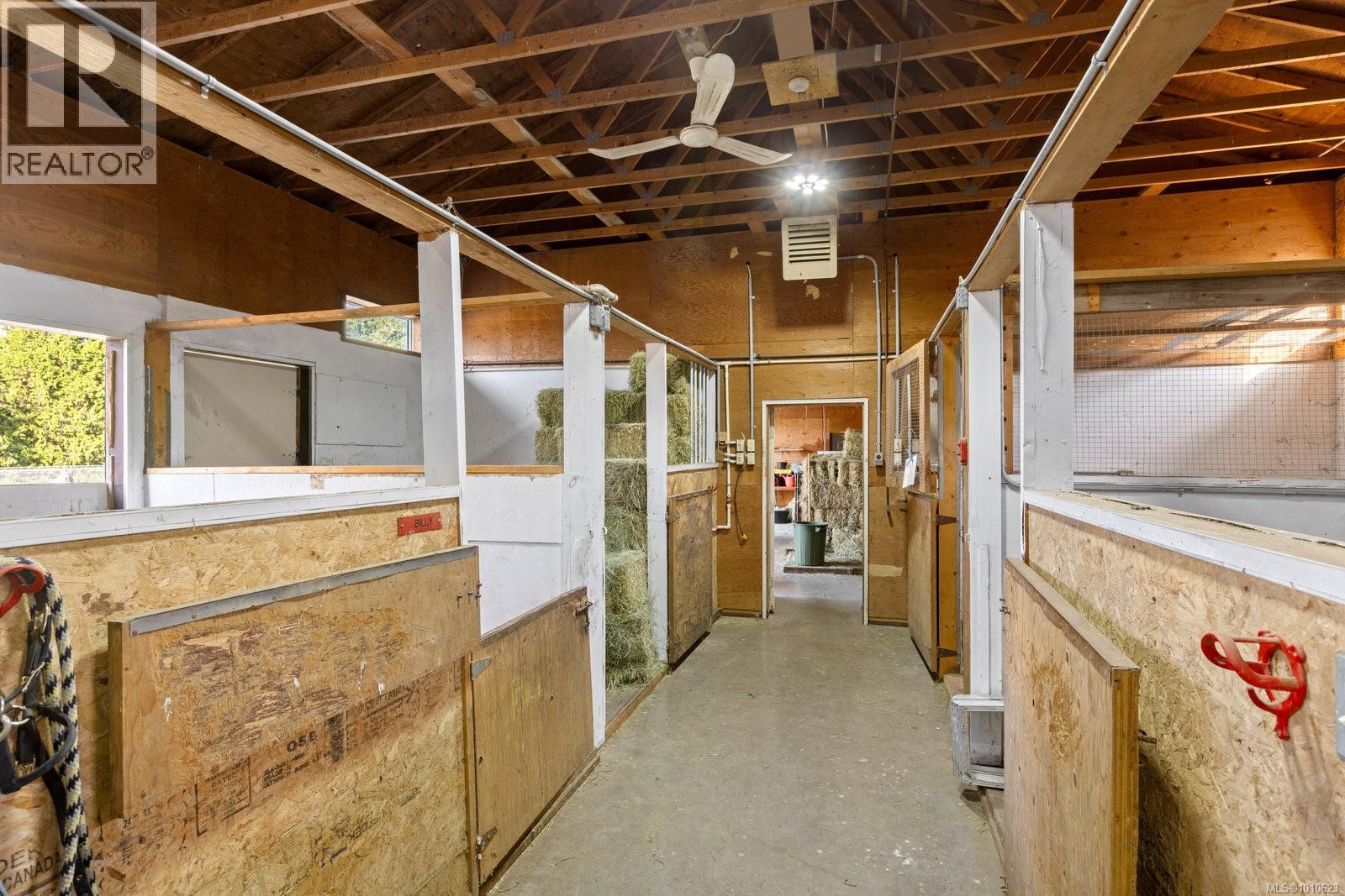  9775 West Saanich Road, North Saanich