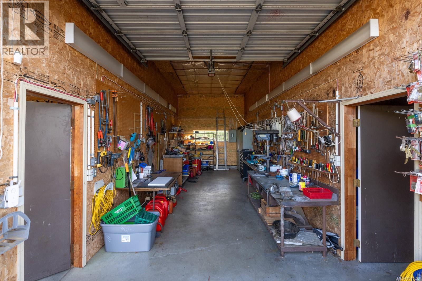  9775 West Saanich Road, North Saanich