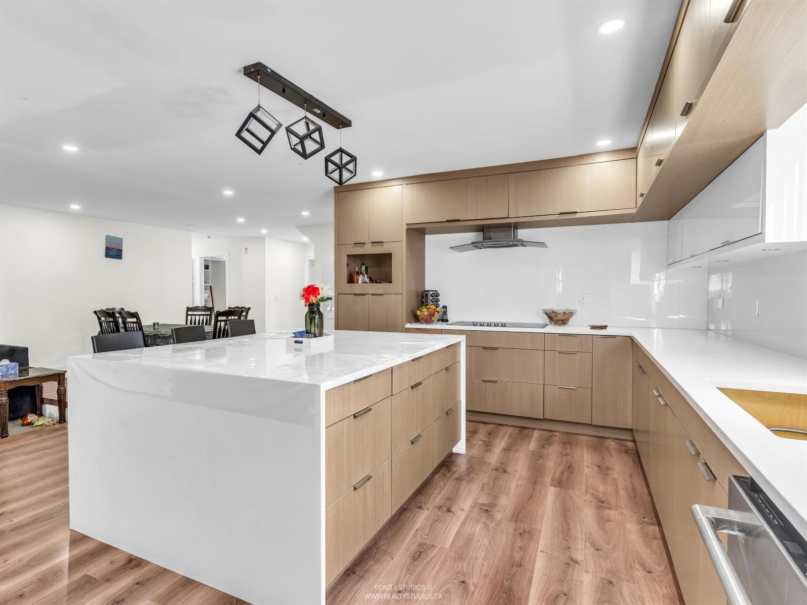 Photo 18 of 5775 184 A Street, Surrey BC