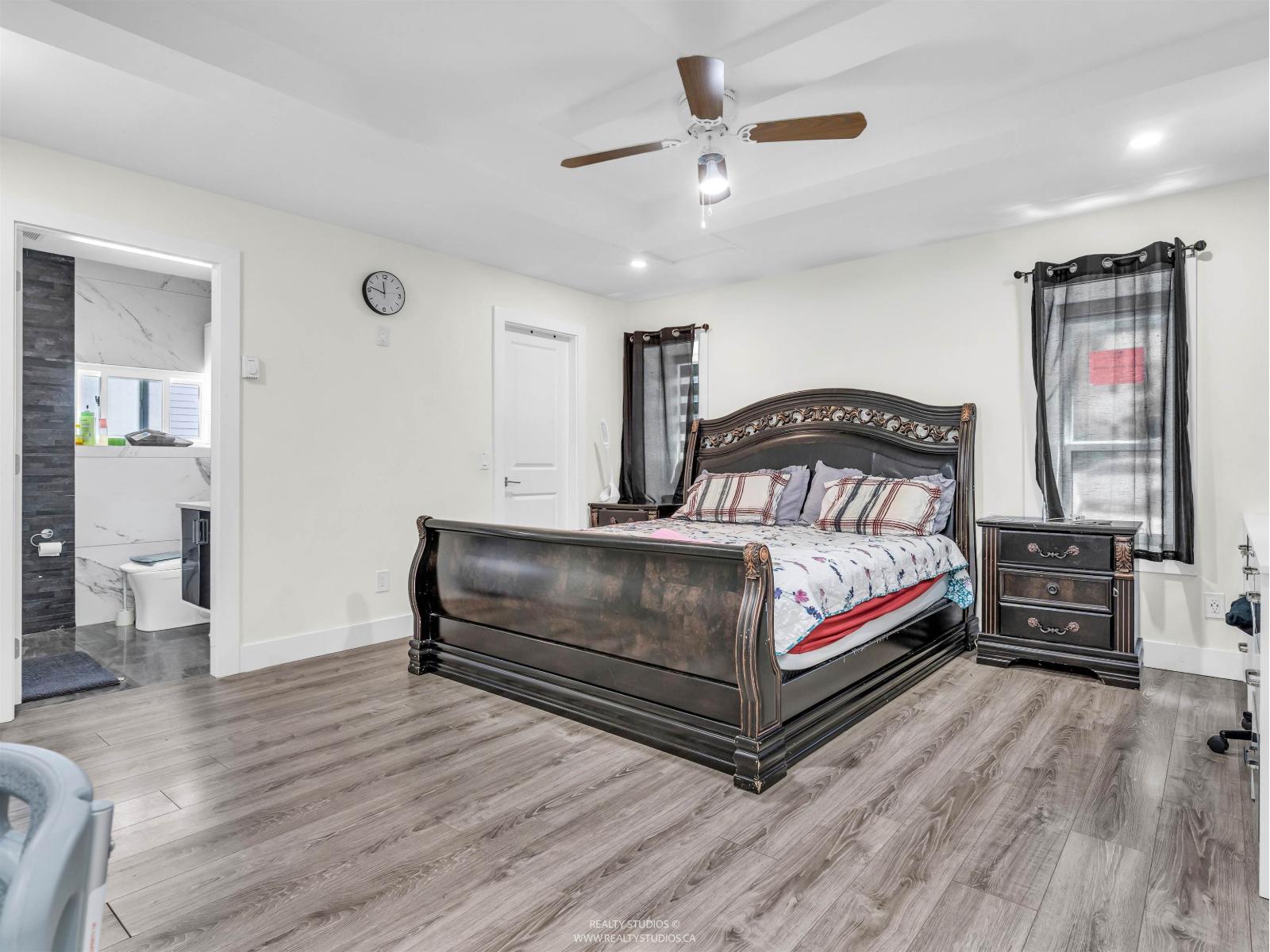 Photo 11 of 5775 184 A Street, Surrey BC