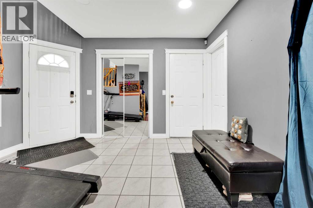 Single Family House for Sale in  Tarawood Place NE Taradale Calgary 