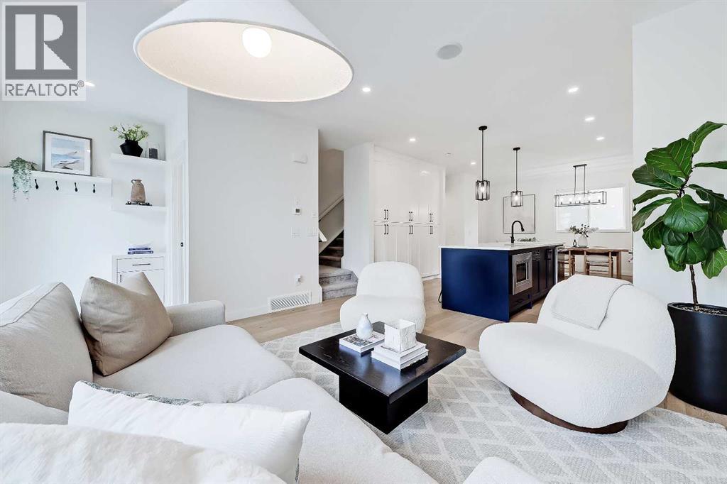 Single Family House for Sale in   Avenue SW Killarney/Glengarry Calgary 