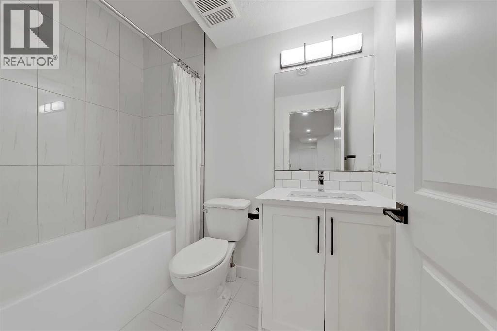 Single Family House for Sale in   Avenue SW Killarney/Glengarry Calgary 
