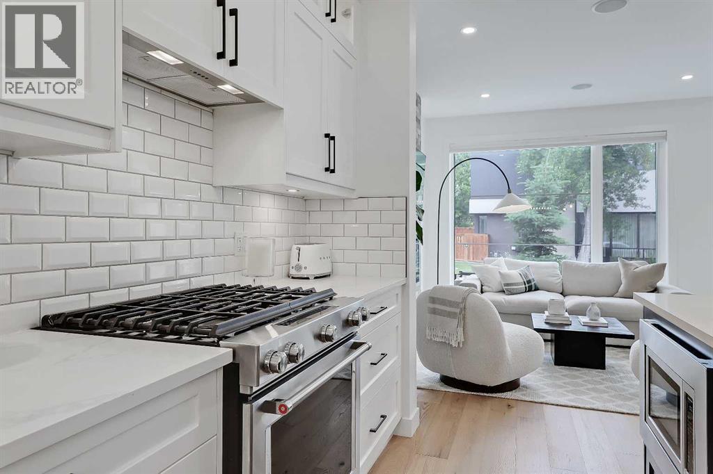 Single Family House for Sale in   Avenue SW Killarney/Glengarry Calgary 