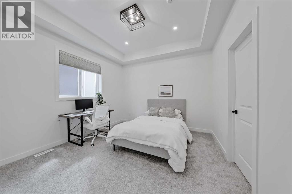 Single Family House for Sale in   Avenue SW Killarney/Glengarry Calgary 