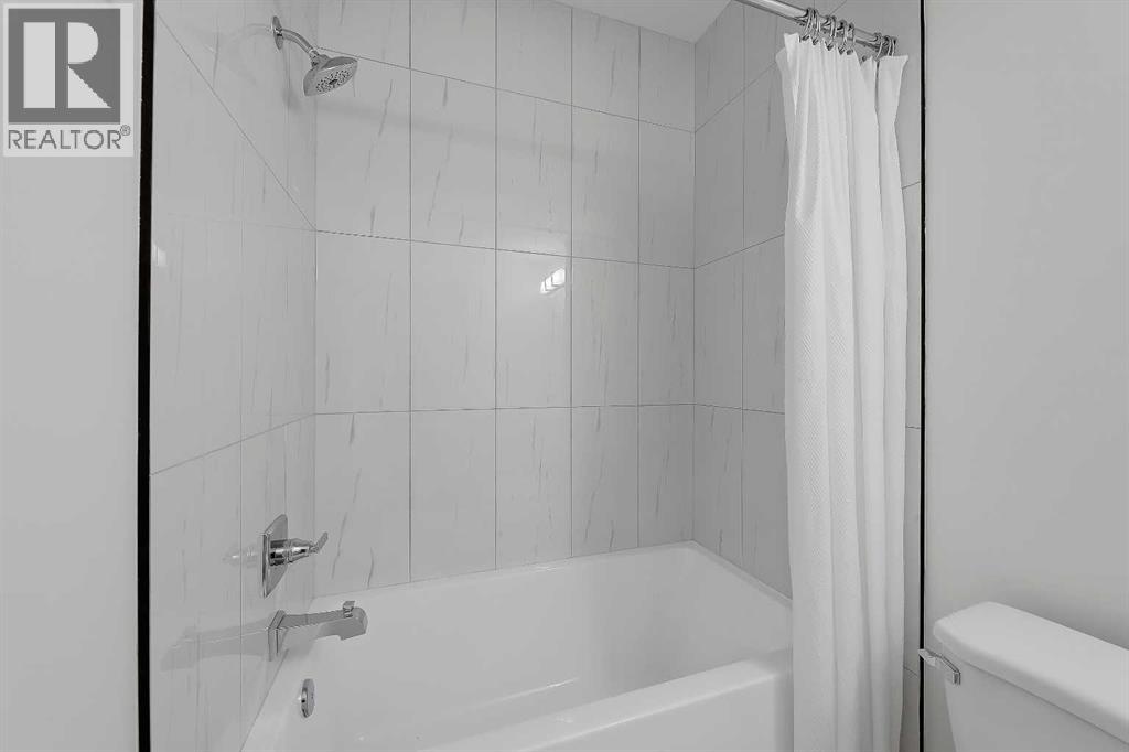 Single Family House for Sale in   Avenue SW Killarney/Glengarry Calgary 