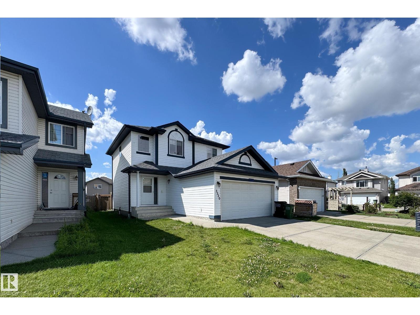 Photo 16 of 3320 20 St Nw Nw, Edmonton AB