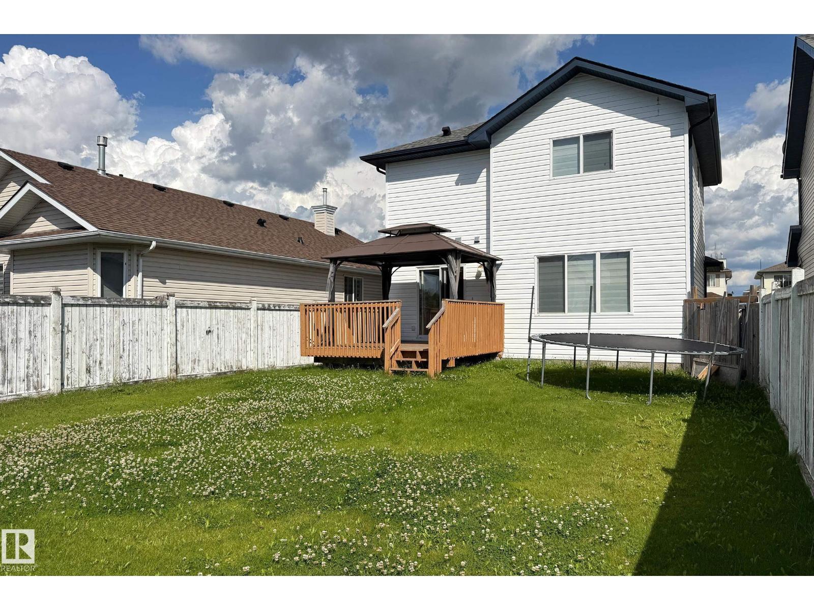 Photo 18 of 3320 20 St Nw Nw, Edmonton AB