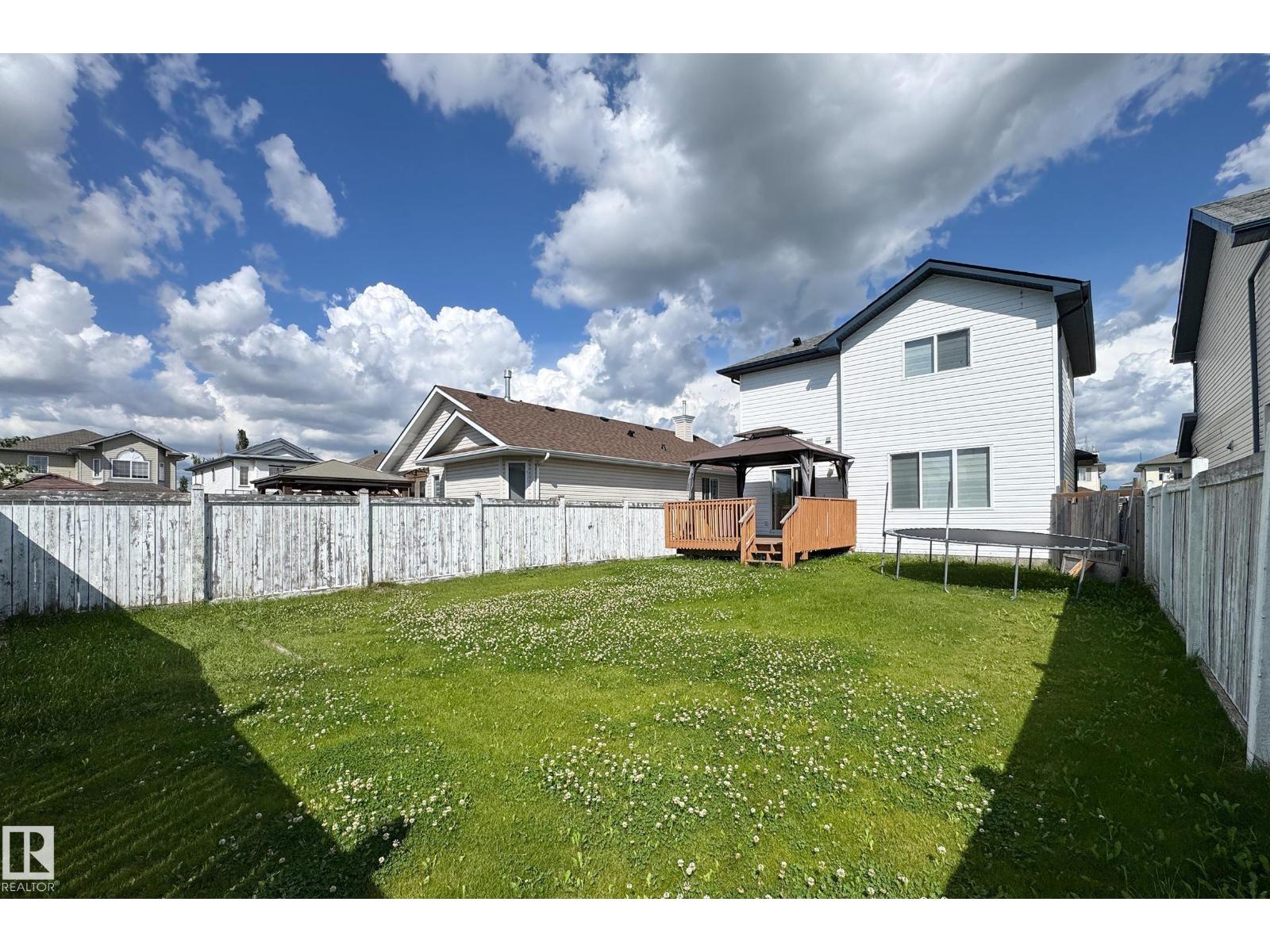Photo 19 of 3320 20 St Nw Nw, Edmonton AB