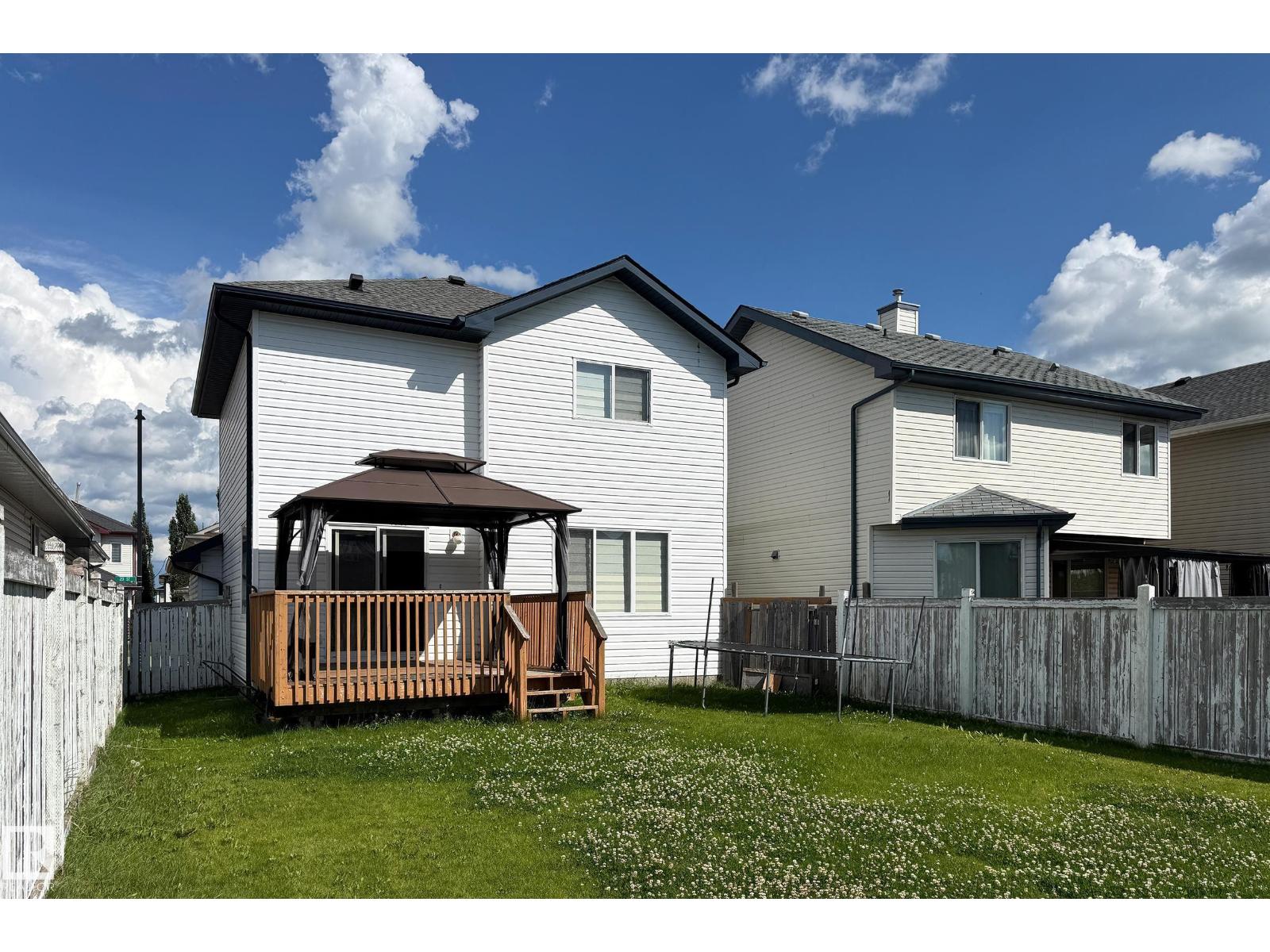 Photo 20 of 3320 20 St Nw Nw, Edmonton AB